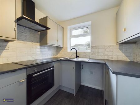 2 bedroom end of terrace house to rent - Photo 5