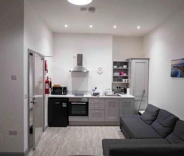 B White Hall, 1 Dhu Varren, Portrush, BT56 8EN - Photo 3