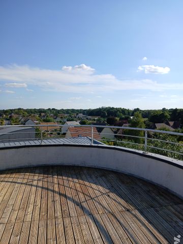 T2 de charme avec terrasse et stationnement - Photo 5