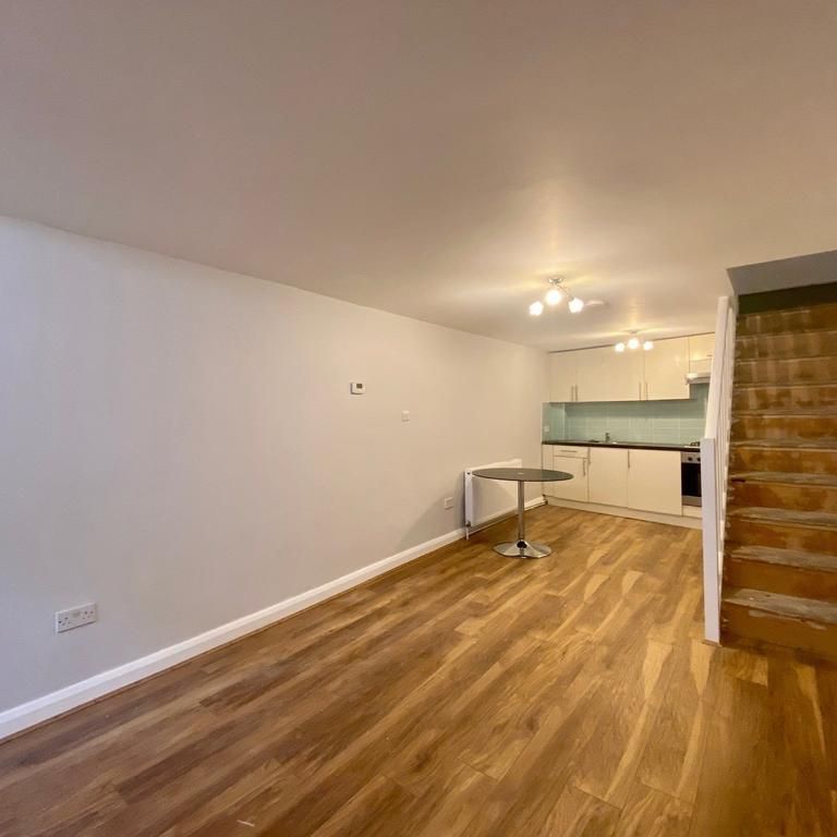 1 bedroom flat to rent - Photo 1