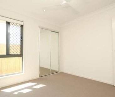 Modern 3-Bedroom House in Flinders View - Photo 4