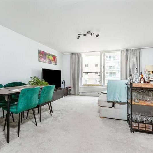 Smugglers Way, Wandsworth, SW18 - Photo 1