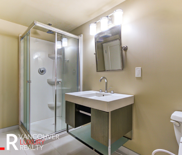 None in West Vancouver, BC - Photo 6