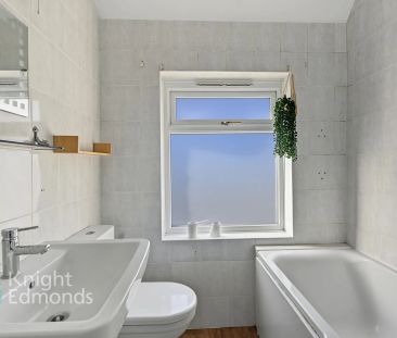 3 bed mid-terraced house to rent in South Park Road, Maidstone, ME15 - Photo 5