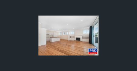 5 bedroom home OR 4 Bedroom Family home with separate home office. - Photo 4