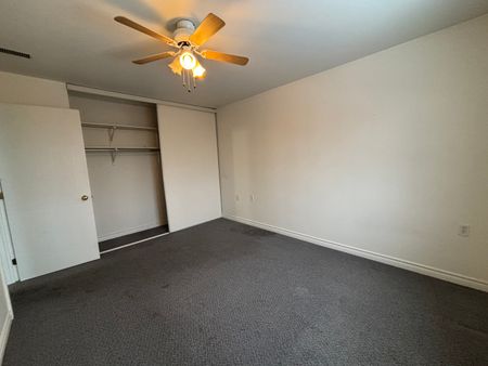 2-780 Progress Ave, Kingston, ON K7M 9E4 - Photo 3