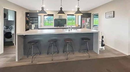 Contemporary Living at Its Best - Photo 5