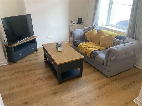 2 bedroom house share to rent - Photo 1