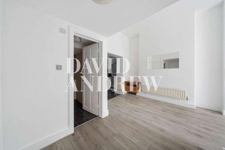 Holloway Road, London, N19 - Photo 4