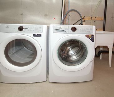 For Lease - 274 Ormiston Crescent, Barrhaven, Ontario - Photo 5