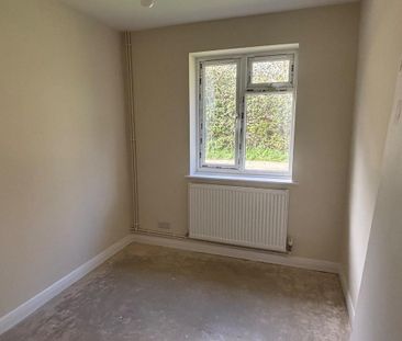 3 bedroom semi-detached bungalow to rent - Photo 1