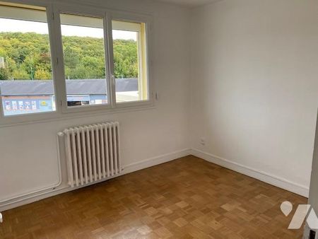 Une maison mitoyenne T4 située dans le centre de Yainville à proximité des commerces - Photo 2