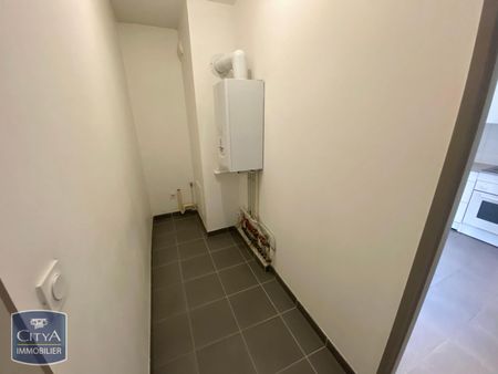 Location Appartement 4 pièces 101m² TOULON 83000 - Photo 4