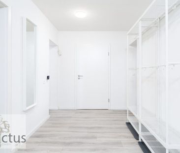 WG neu gedacht: ruhig, zentral: Renoviertes Zimmer in gepflegtem Um... - Photo 4