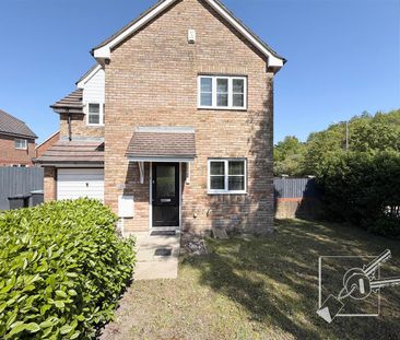 Mariners Way, Gravesend - Photo 1