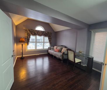 For Lease - 12 Phillpot Lane, Ajax, Ontario - Photo 2