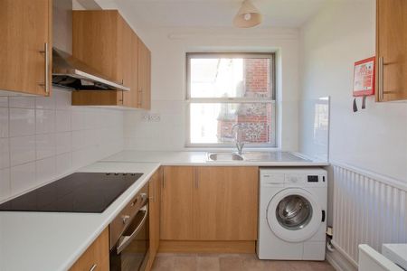 1 bedroom flat to rent - Photo 3