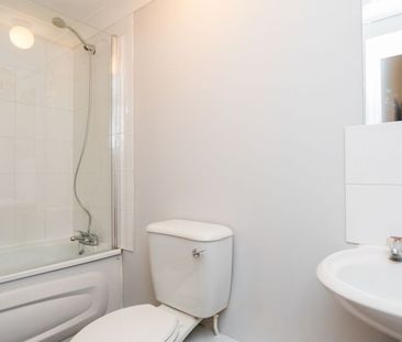 1 Bedroom Flat, Preston Road, Brighton - Photo 3