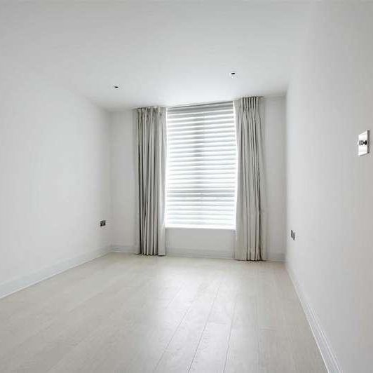 High Street, Berkhamsted, HP4 - Photo 1