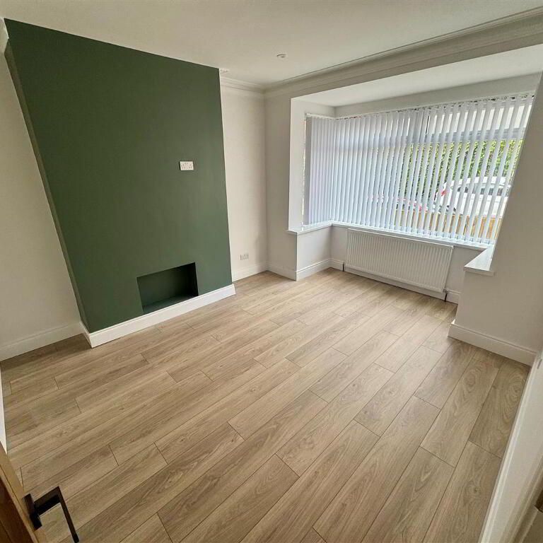 32 Strandview Street, Belfast, BT9 5FF - Photo 1