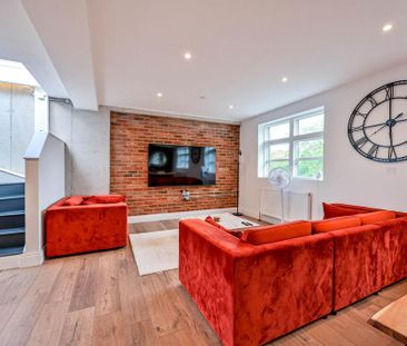 3 bedroom semi-detached house to rent - Photo 1