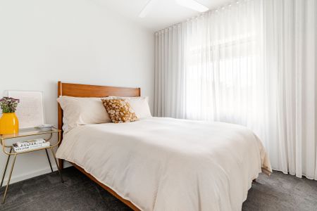 Charming unit in New Farm - Photo 5