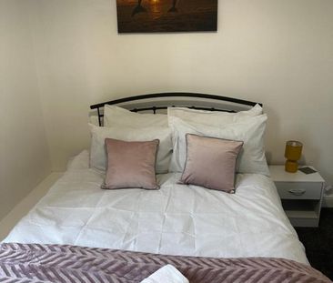 3 Bed Terraced House, Colchester Street, CV1 - Photo 6