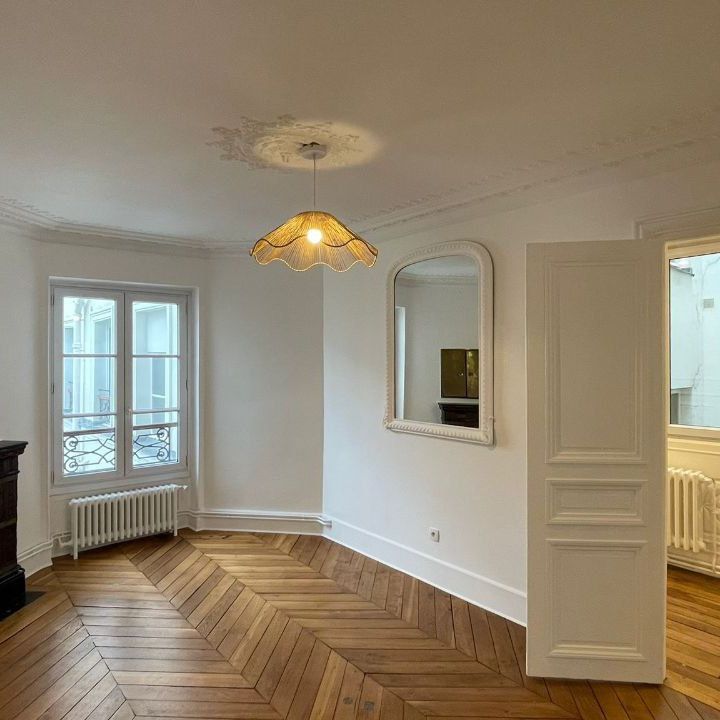 Location Appartement 5 pièces 107m² PARIS 8ème - Photo 1