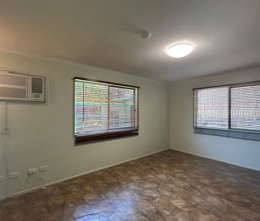 THIS NEAT AND TIDY 4 BEDROOM HOME WITH SOLAR IS AVIALABLE FOR RENT ... - Photo 6