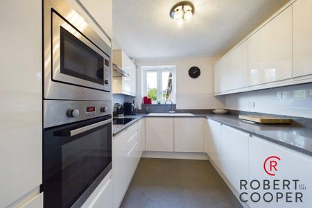 2 bedroom apartment to rent - Photo 2