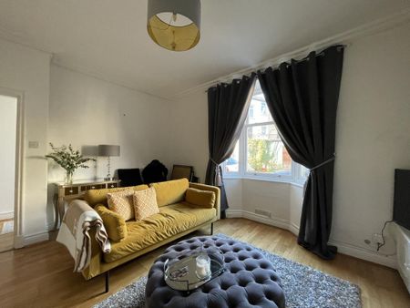 3 bedroom terraced house to rent - Photo 2