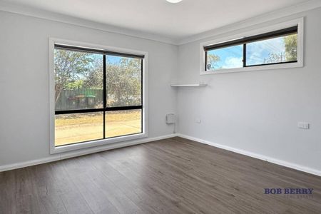 Renovated 4-Bedroom Home in East Dubbo - Close to Schools, Orana Mall & Dubbo Base Hospital - Photo 4