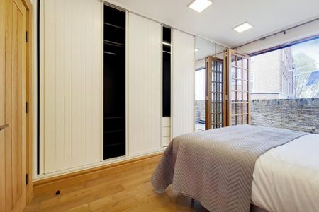 5 bedroom semi-detached house to rent - Photo 4