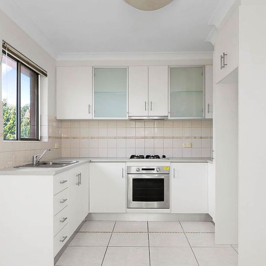 Unit 6/8 Keen Avenue, - Photo 1