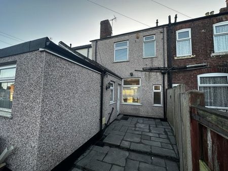 Brierley Cottages, Sutton in Ashfield, NG17 - Photo 3