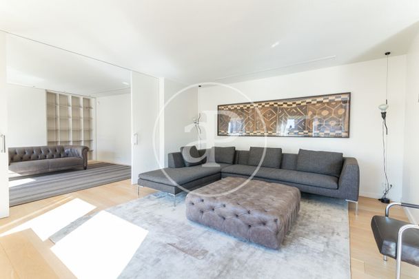 Penthouse for rent in Sant Gervasi - Photo 1