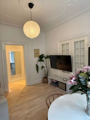 Indbydende lejlighed med klassiske detaljer i Aalborg - Photo 2