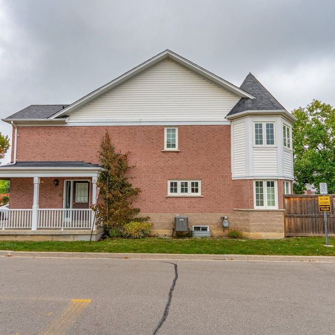 For Lease - 6830 Meadowvale Town Cent Circle Unit# 69, Mississauga, Ontario - Photo 1