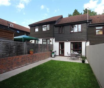 2 bedroom terraced house to rent - Photo 3