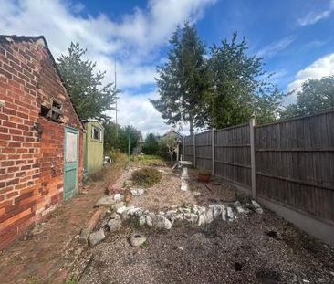 Tutbury Road, Staffordshire, Burton upon Trent, DE13 - Photo 1