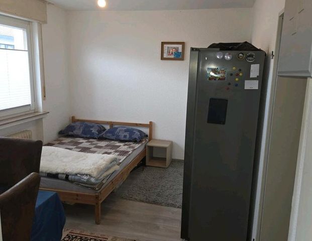 30qm Wohnung 2 Zimmer, gepflegt hell, von privat zu vermieten - Foto 1