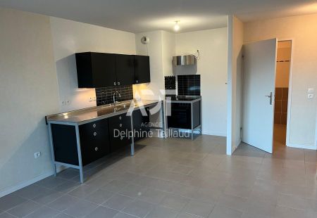 Appartement T2 à GRENOBLE - Photo 3