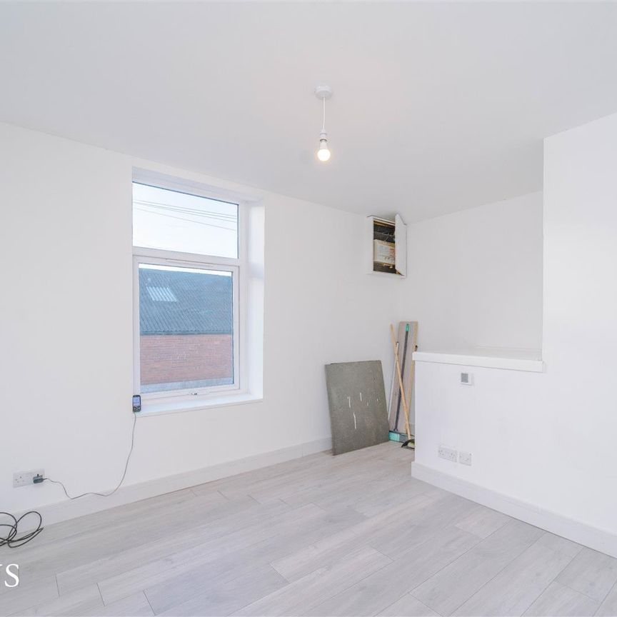 Park Street, Accrington - Photo 1