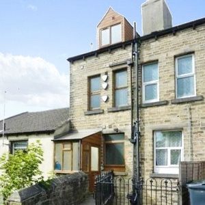 Yates Lane, Milnsbridge, Huddersfield - Photo 2