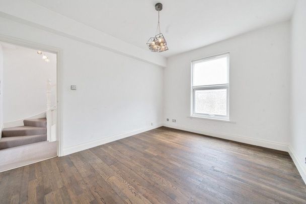 Coldharbour Lane, London, SE5 - Photo 1