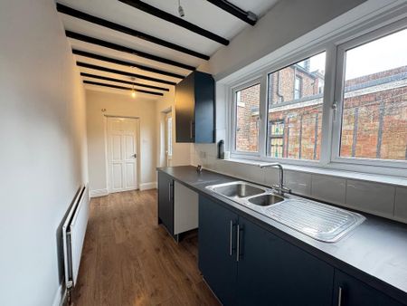 2 bedroom terraced house to rent - Photo 5