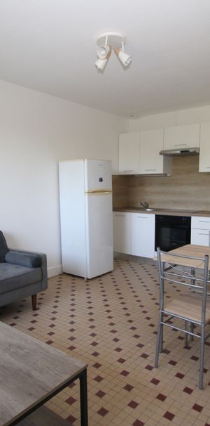 Location Appartement 2 pièces 35m² DECIZE 58300 - Photo 1
