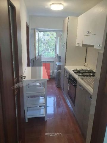 Inchiriere Garsoniera Unirii - Camere De Comert - Photo 4