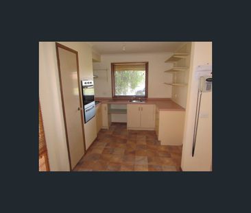 47 Gunnawarra Road, Kurunjang, Vic 3337 - Photo 6