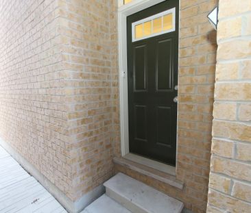 For Lease - 1812 Misthollow Drive Unit# Bsmt, Pickering, Ontario - Photo 2